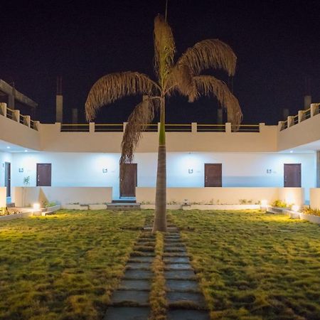 Seagull Beach Resort Chirala Εξωτερικό φωτογραφία